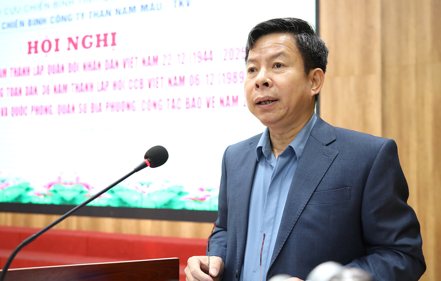 Công ty gặp mặt kỷ niệm Ngày thành lập Quân đội nhân dân Việt Nam và tổng kết công tác Hội CCB năm 2 (5)